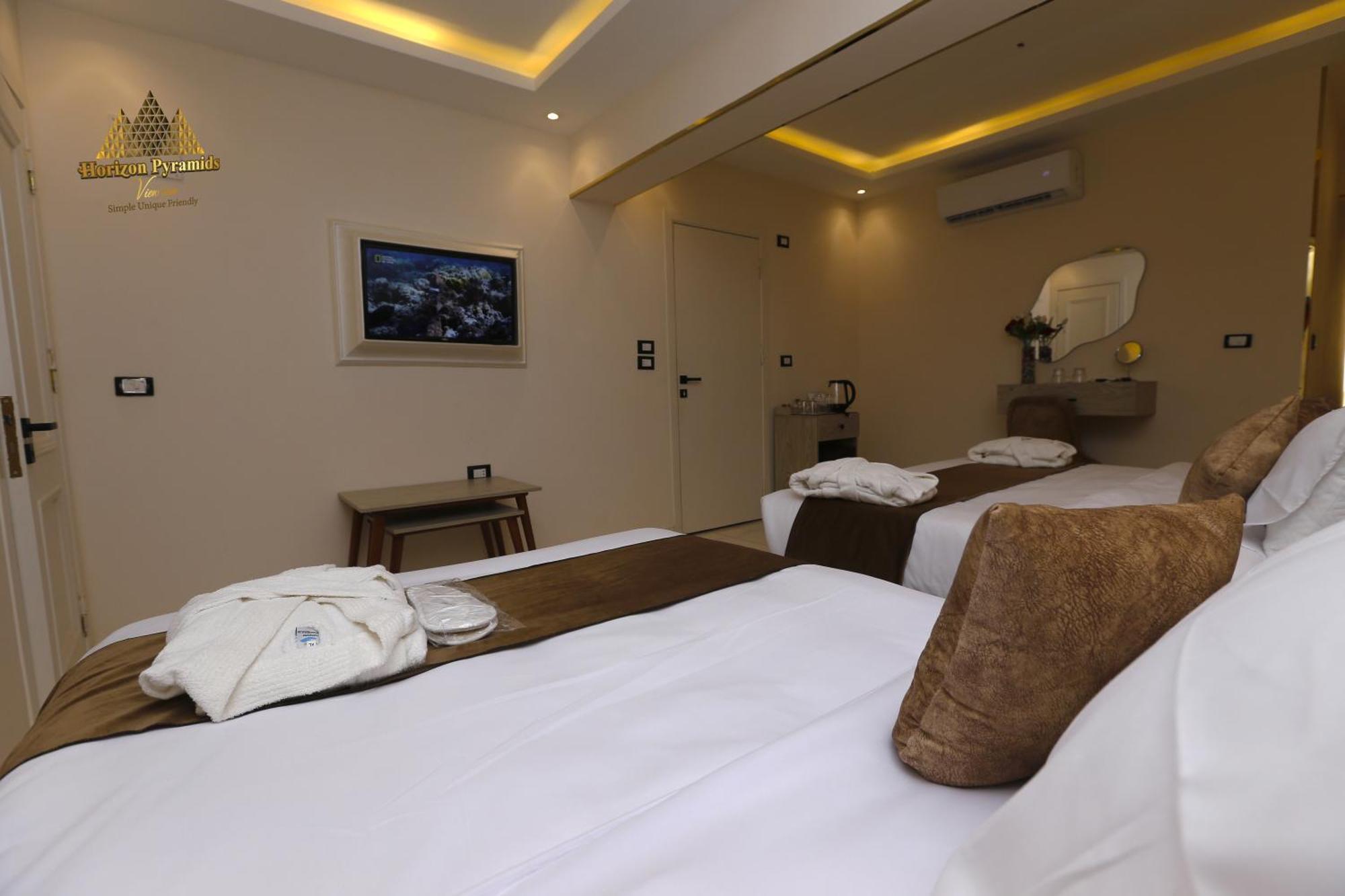 Horizon Pyramids View Inn Kafret el-Gabal Exterior foto