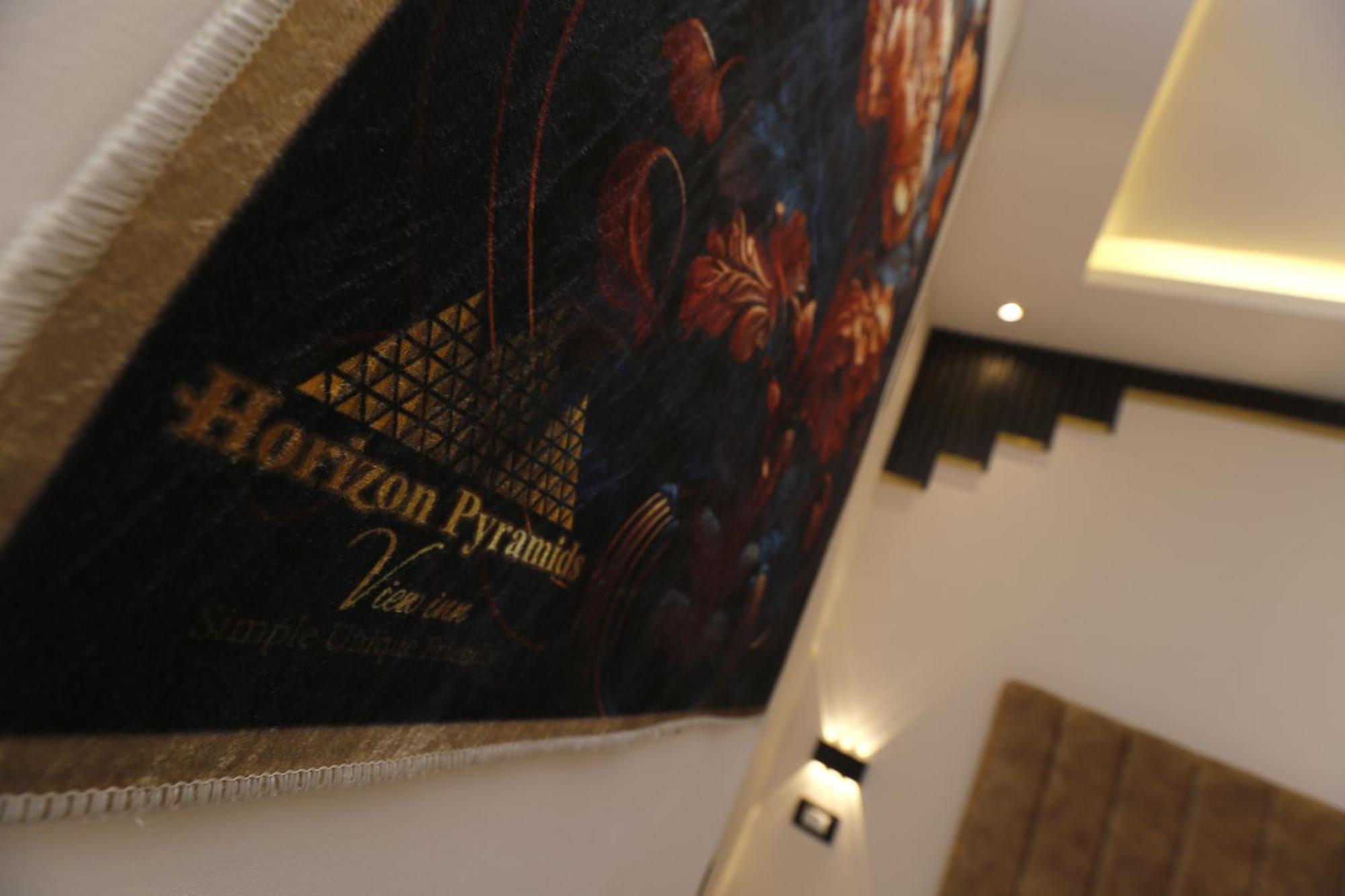 Horizon Pyramids View Inn Kafret el-Gabal Exterior foto