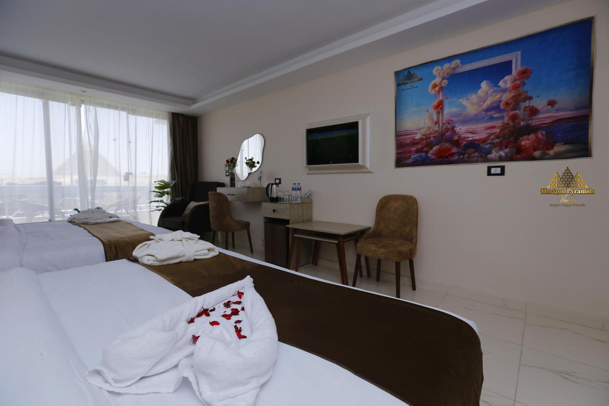 Horizon Pyramids View Inn Kafret el-Gabal Exterior foto
